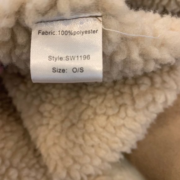 Elan Vegan Suede Sherpa Lined Tan Vest Sz OS - Picture 3 of 4